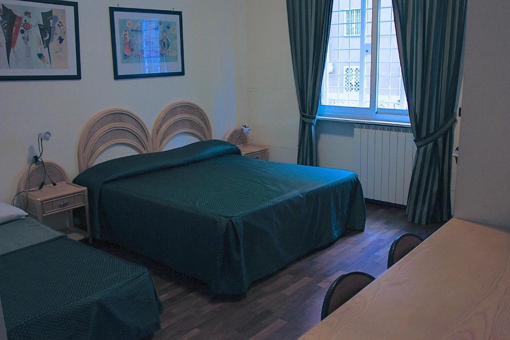 Aparthotel Tourist House Roma Zimmer foto