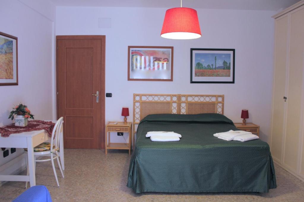 Aparthotel Tourist House Roma Zimmer foto